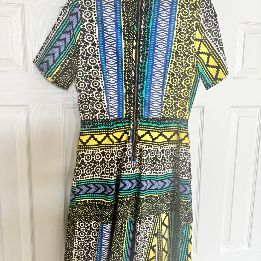 Multicolor Patterned Dress - Picture 8 of 9